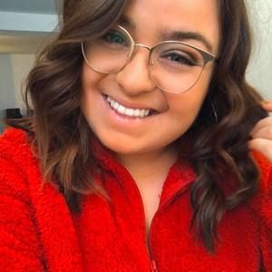 Meet your Posher, Helene